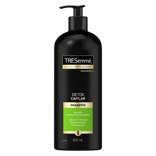 Frasco de shampoo largo e grande, com rótulo e pump pretos